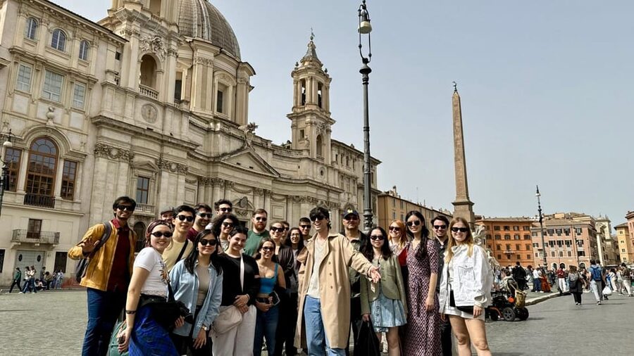 Alternative Walking Tour of Rome's City Center & Hidden Gems - The secret stop and the monastery