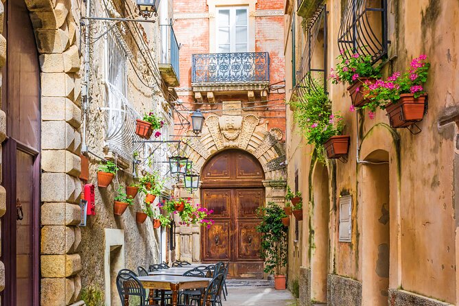 Amalfi Coast & Positano Day Trip from Rome with Coastal Cruise - Guides, organization, and group size