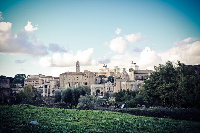 Ancient Rome Guided Walking Tour: Colosseum, Forum and Palatine - Entering the Colosseum with a reserved ticket