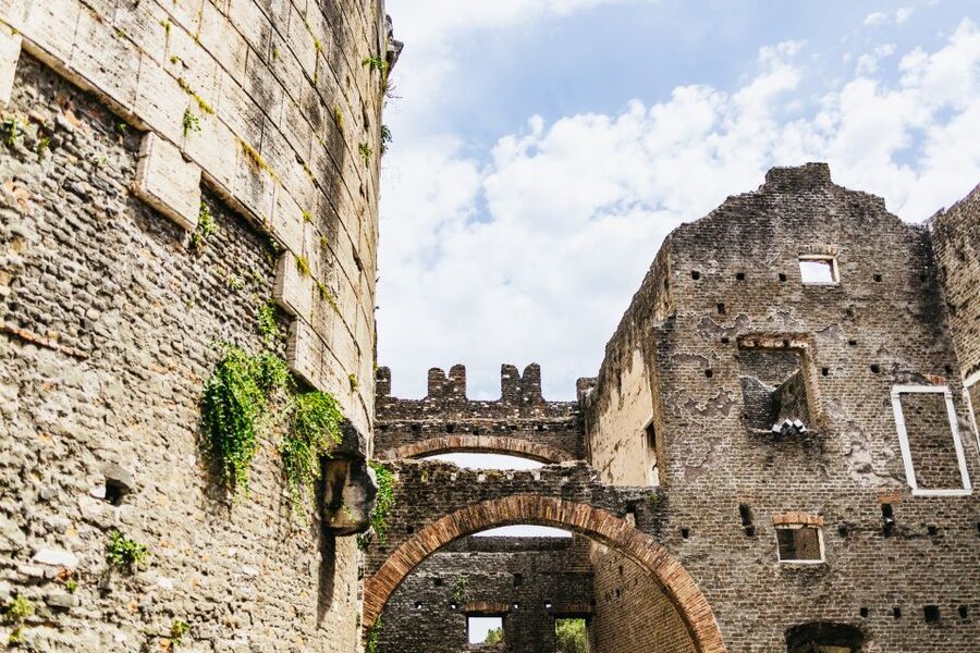Appia Antica: Full Day Bike Rental with Customizable Routes - Food, toilets, and a sensible day plan