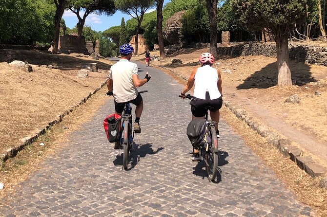 Appian Way E-bike Tour with Gourmet Picnic and Catacombs - Riding through the Appian Way Regional Park