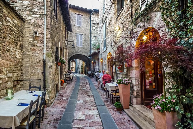 Assisi and Orvieto Guided Day Tour from Rome with Lunch - The Basilica of Saint Francis
