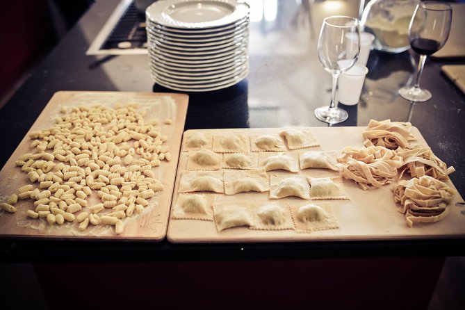 Authentic Roman Cooking Class & Market Experience - The kitchen setting and group size