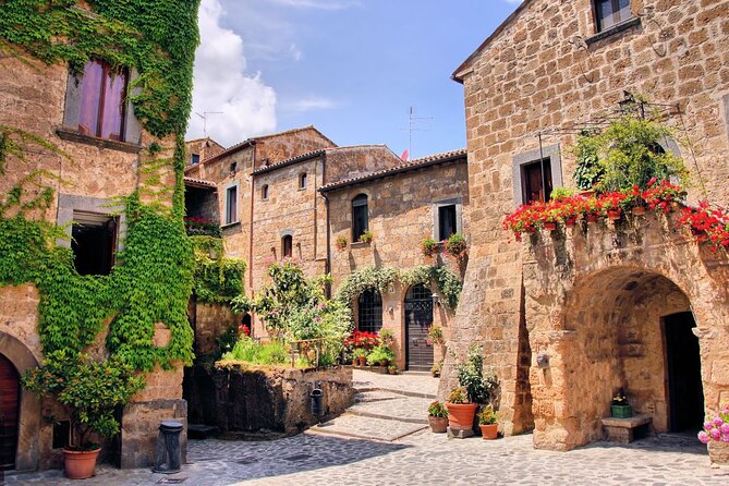 Bagnoregio & Orvieto Day Trip from Rome with Wine Tasting & Lunch - Who should book this trip