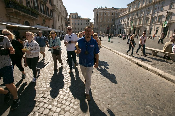 Castel Sant’Angelo Tour with Panoramic Views - Audio guide or live small group?