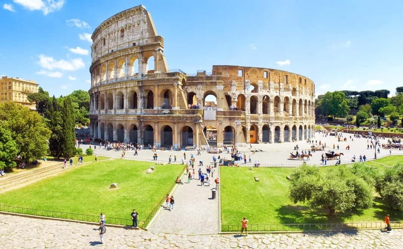 Colosseum Arena, Forum & Palatine Hill Guided Tour - Climbing Palatine Hill for Rome’s broadest views