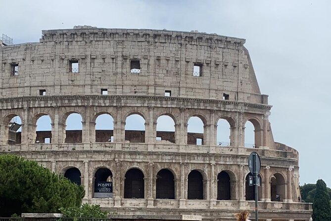 Colosseum Guided Tour - Roman Forum and Palatine Hill: included, but self-guided