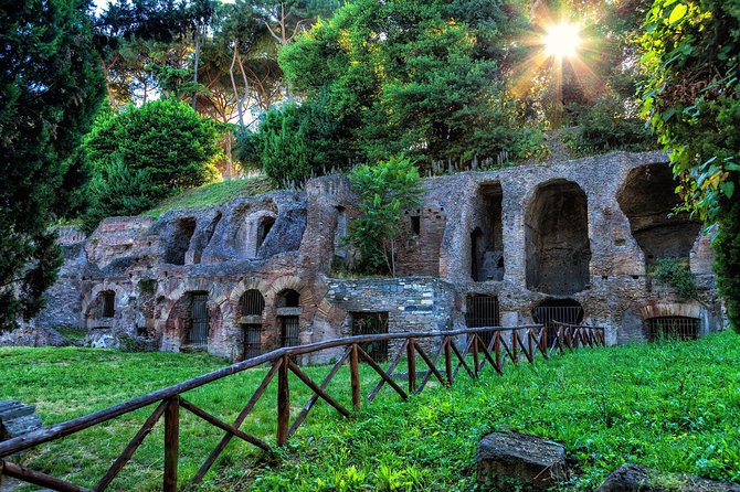 Colosseum Palatine Hill and Roman Forum Guided Tour - Key points at a glance