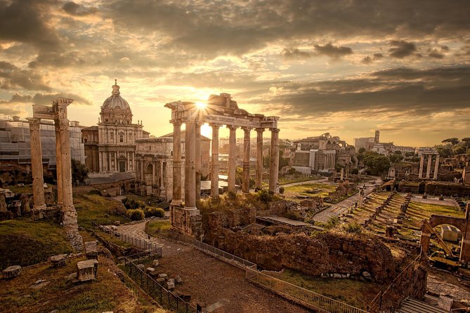 Colosseum Palatine Hill and Roman Forum Guided Tour - Palatine Hill and Rome’s founding story