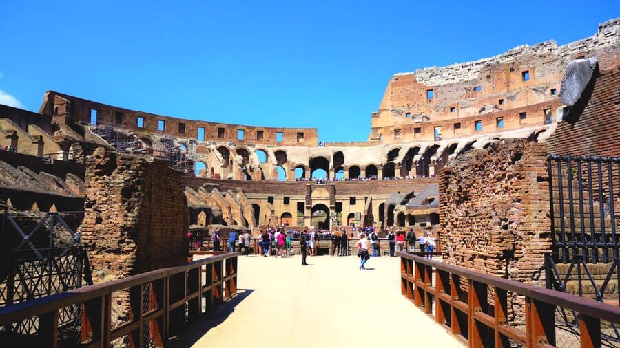 Colosseum with Arena Floor, Palatine Hill & Forum Tour - Group size, guide quality, and the value of commentary