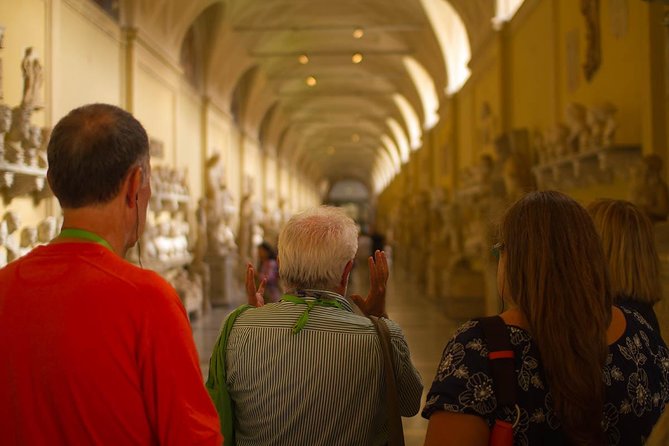 Complete Vatican: Museums, Sistine Chapel & St Peters Basilica - What the guide adds to the experience