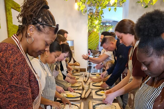 Cooking Class 2 Hour Spanish Steps - Fettucine and Tiramisù - The Restaurant Setting on Via della Croce