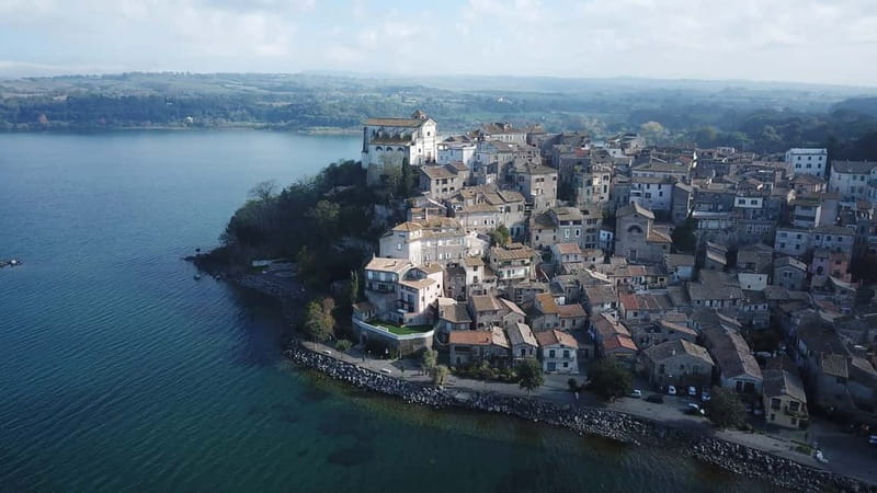 Day trip Rome: Bracciano lake, Anguillara & Trevignano Roman - Why leave Rome for Lake Bracciano?
