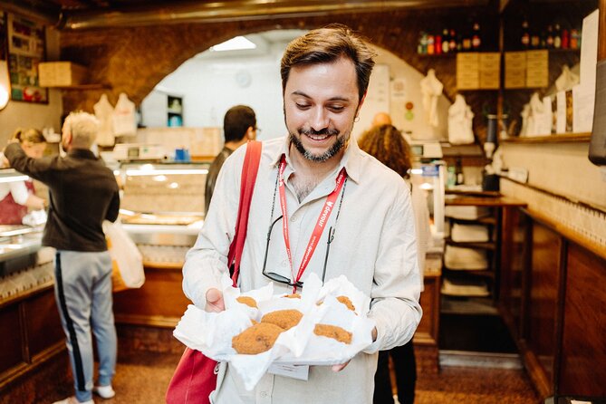Devour Rome Food & Wine Tour of Trastevere - Natural wines and three bruschette at Vanda