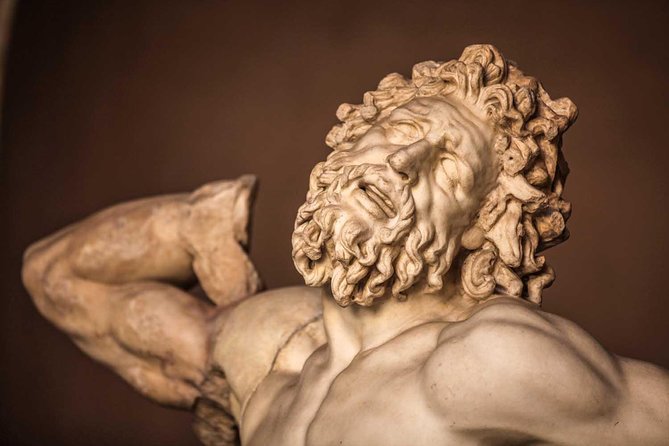 Early Vatican Museums & Sistine Chapel Small Group Tour - A small group makes a crowded museum easier