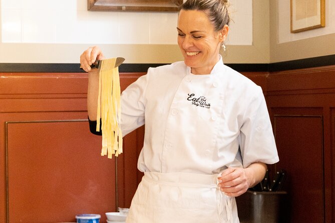 Fettuccine and Tiramisu Masterclass in the Heart of Rome - Sitting down to eat what you made