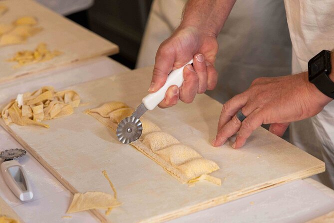 Fettuccine Ravioli and Tiramisu Cooking Class in Rome - Small practical details that matter