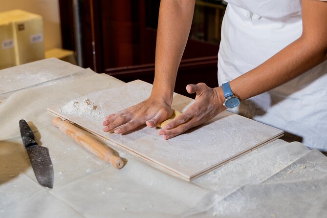 Fettuccine, Ravioli and Tiramisu Pasta Making in Rome - Who Will Enjoy This Most