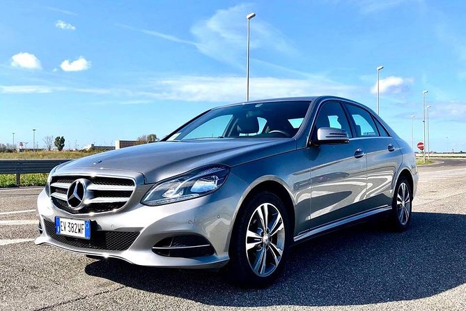 Fiumicino Airport (FCO) to Rome - Private Arrival Transfer - Door-to-door drop-off in Rome