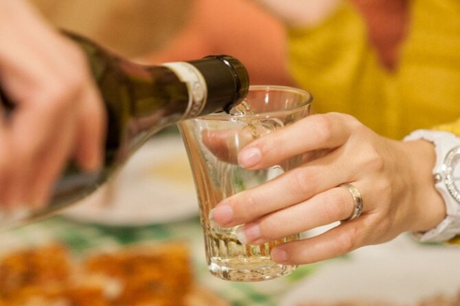 Frascati Day Tour: Road from Rome with Wine Tasting & Lunch - Who gets the most from this experience