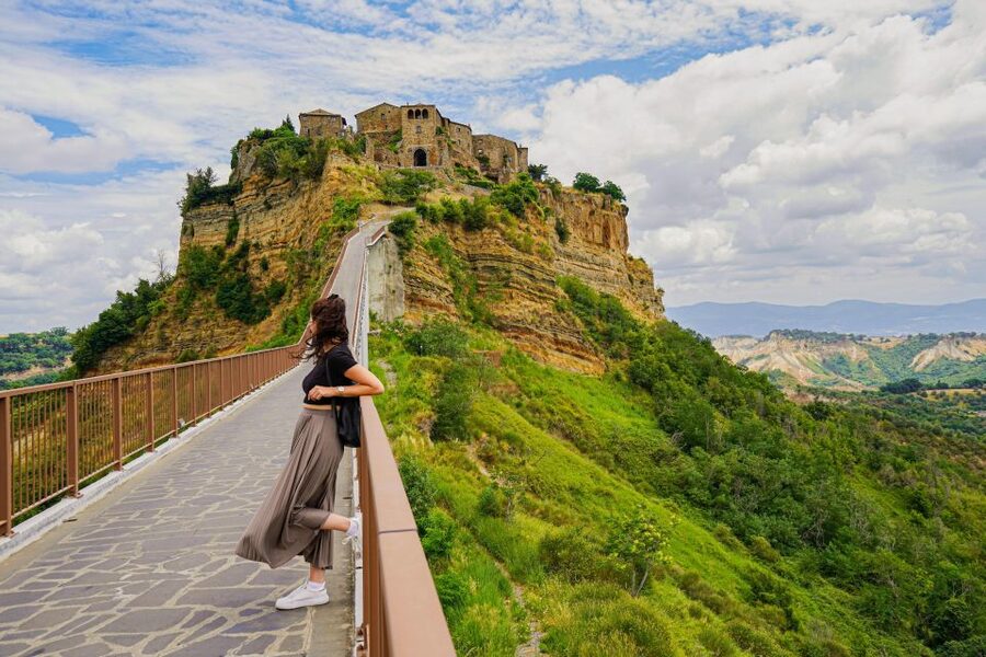 From Rome: Bagnoregio & Orvieto Day Trip with Wines & Lunch - The long ride through Lazio