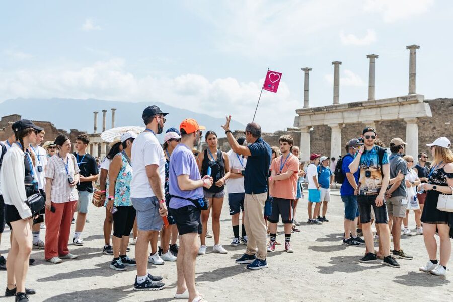 From Rome: Day Trip to Pompeii with Tickets - Guided tour or audioguide?