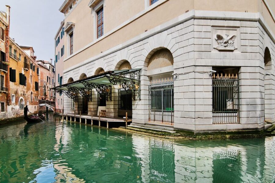 From Rome: Day Trip to Venice by High-Speed Train - Your first look at Venice from the Vaporetto