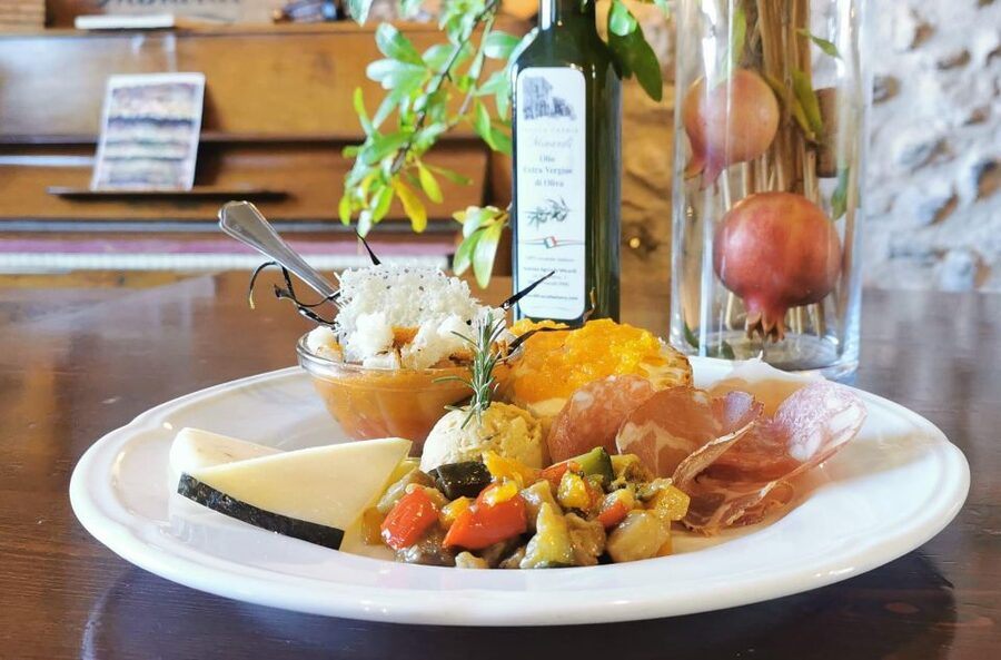 From Rome: Half-Day Frascati Wine Tour with Farmhouse Lunch - The short ride to a nine-generation farmhouse