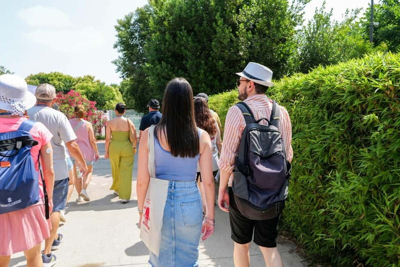 From Rome: Pompeii Ruins Tour with Expert Guide & Fast Train - Meeting your Pompeii guide at 10:30