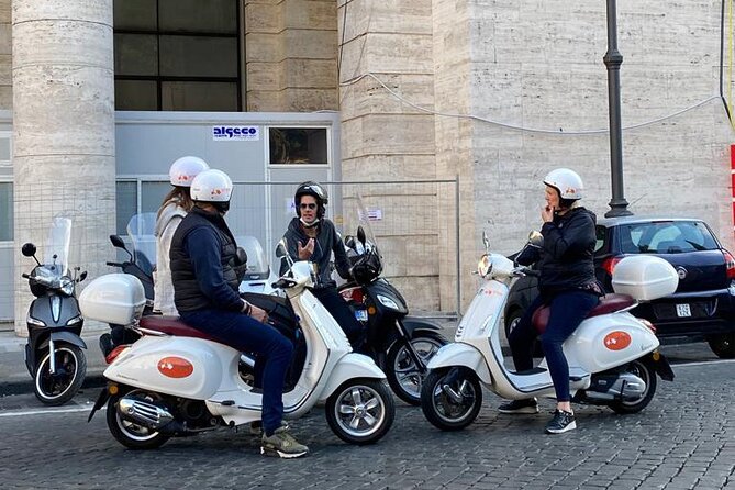 Full Day Scooter Rental in Rome - Helmets, insurance, and the deposit