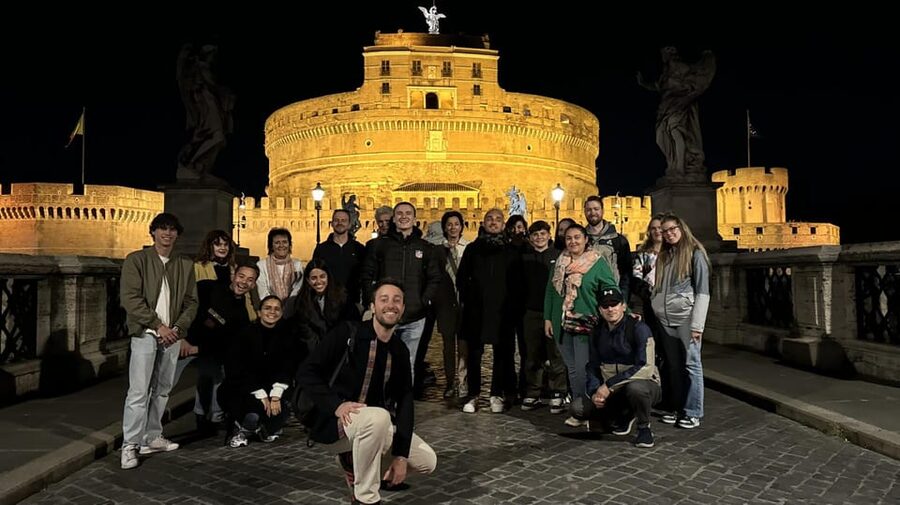 Ghosts, Legends & Mysteries of Rome Tip-Based Walking Tour - The unnamed stops and secret corners