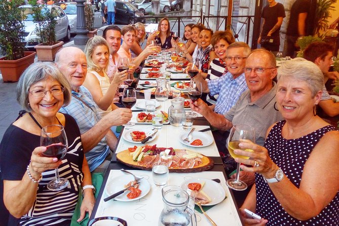 Jewish Ghetto & Piazza Navona: Food, Wine & Sightseeing Rome Tour - Roman pizza, Pompey’s Theatre, and the route to Piazza Navona