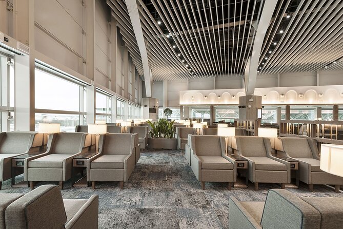 Leonardo da Vinci Airport Plaza Premium Lounge, Terminal 3 Departures - Food, coffee, and drinks
