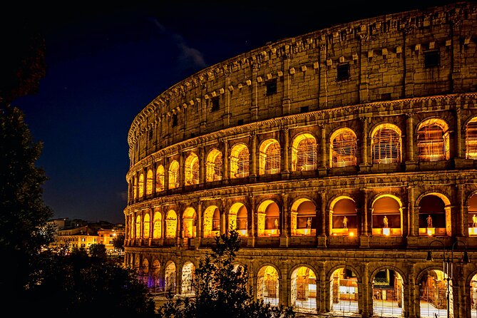 Night Tour of Rome with Local Pizza Dinner and Gelato Experience - Small-group comfort and van seating