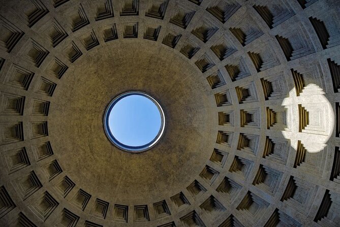 Pantheon Guided Tour with Priority Entrance Tickets - Entering the Pantheon with reserved admission