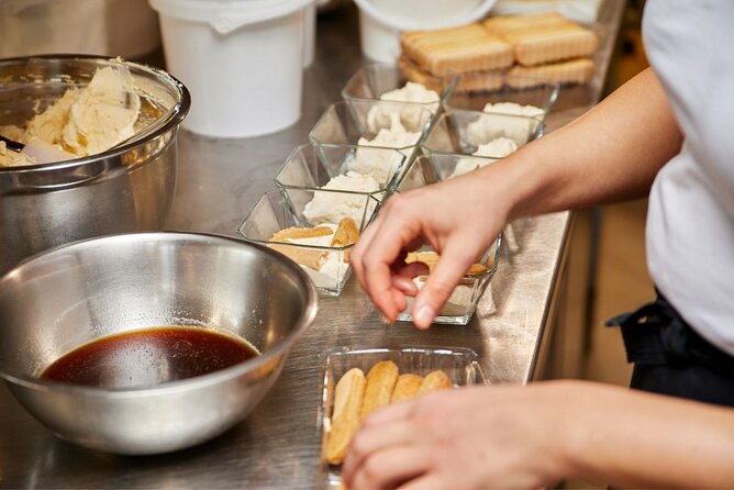 Pasta and Tiramisu Cooking Class in Rome, Piazza Navona - The strongest reasons to book