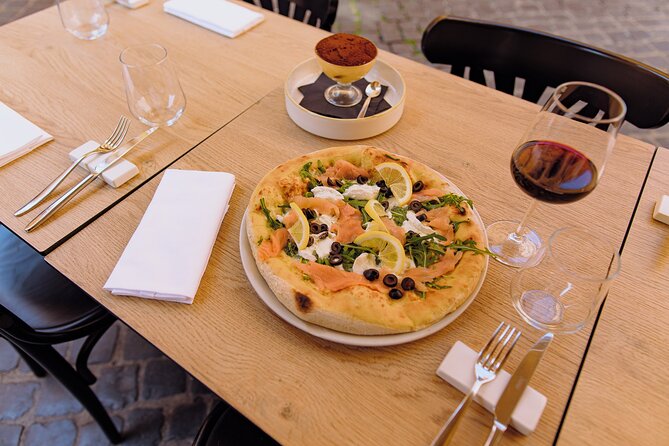 Pizza and Tiramisu Cooking Class in Rome, Piazza Navona - What you actually eat at the end