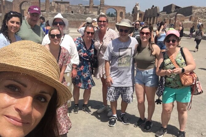 Pompeii and Naples Tour from Rome by Train with Lunch - The practical side of Pompeii