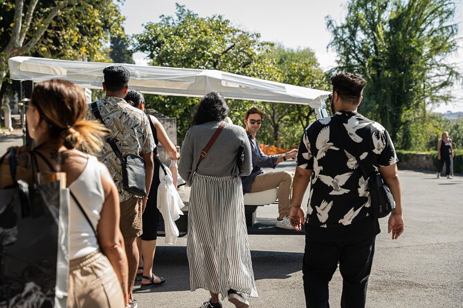 Private Electric Tuktuk Tour of Rome with Prosecco and Pickup - Orange Garden and the Pyramid of Cestius