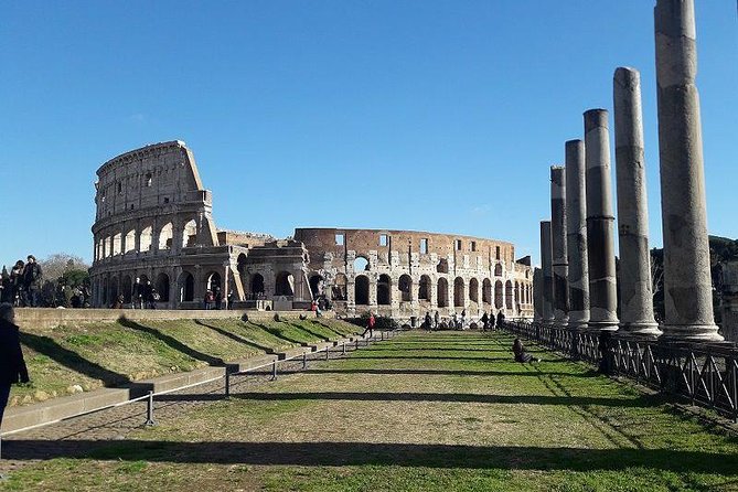 Private Rome WOW Tour in 1 Day: Luxury Car, Guide, Tkts & Lunch! - Starting with the Colosseum and Ancient Rome