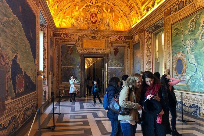 Private Vatican Museums Hidden Gems Tour with Optional Pick-Up - Starting at Caffè Vaticano or arranging a Rome pickup