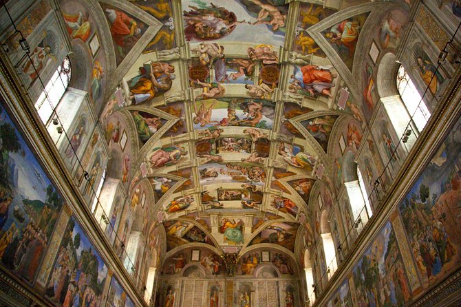 Private Vatican Museums Tour with Sistine Chapel & St. Peter's Basilica - The guides make or break the experience