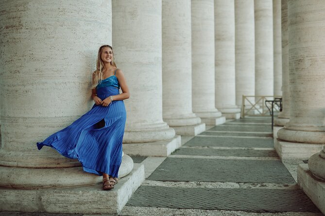 Professional Photoshoot in Rome - Piazza Venezia and the broad Roman frame