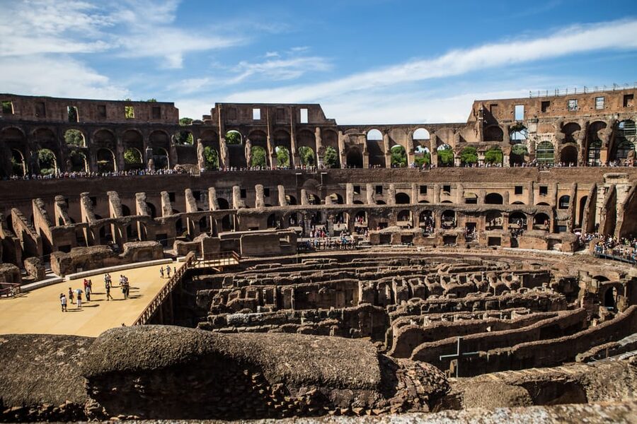 Rome: 1-Hour Fast Colosseum Tour - Stories make the stones easier to read