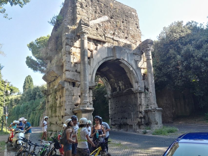 Rome: Appian Way Aqueducts Bike Tour (UPG Catacombs & Lunch) - Starting near the Colosseum with Roma STARBIKE