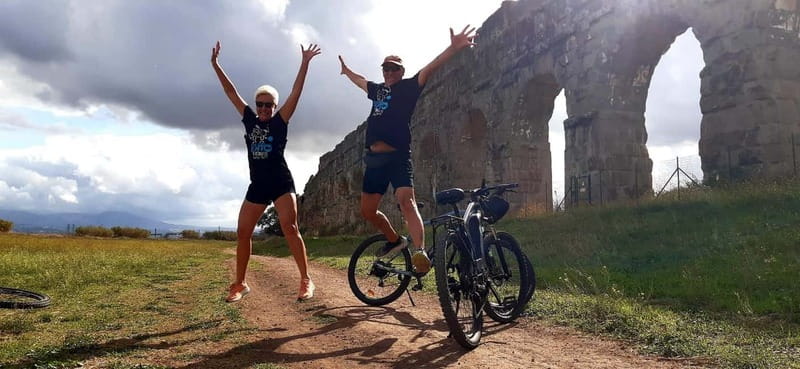 Rome:Appian Way E-bike Tour, Catacombs, Aqueducts & Transfer - Caffarella Park and the ride home