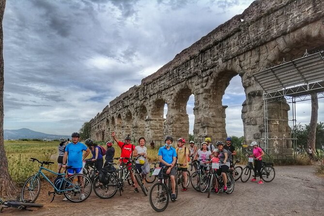 Rome:Appian Way E-bike Tour, Catacombs, Aqueducts & Transfer - Underground Rome at the catacombs
