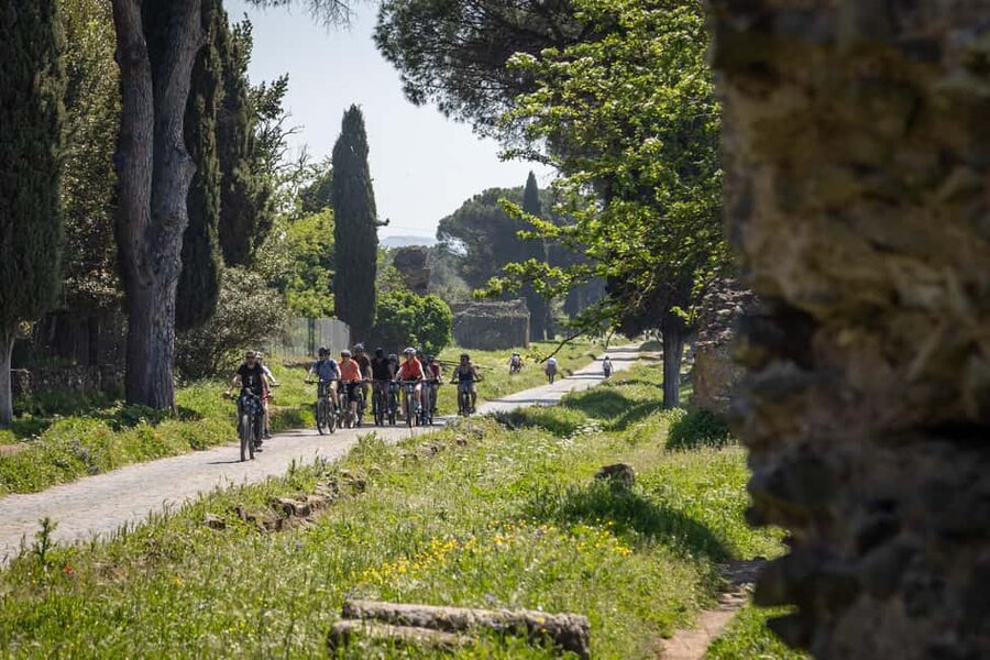 Rome:Appian Way E-bike Tour with Catacombs, Aqueducts & Food - Why the Appian Way works so well by e-bike