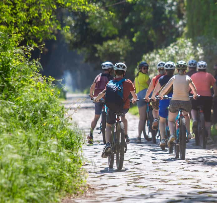 Rome:Appian Way E-bike Tour with Catacombs, Aqueducts & Food - Starting on Rome’s streets and finding the quieter route