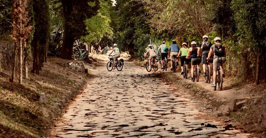Rome: Appian Way & Roman Aqueducts Guided E-Bike Tour - Crossing Rome’s Aurelian Walls